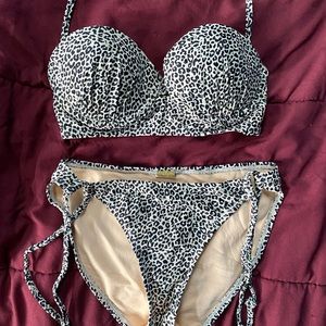 Bikini set size small